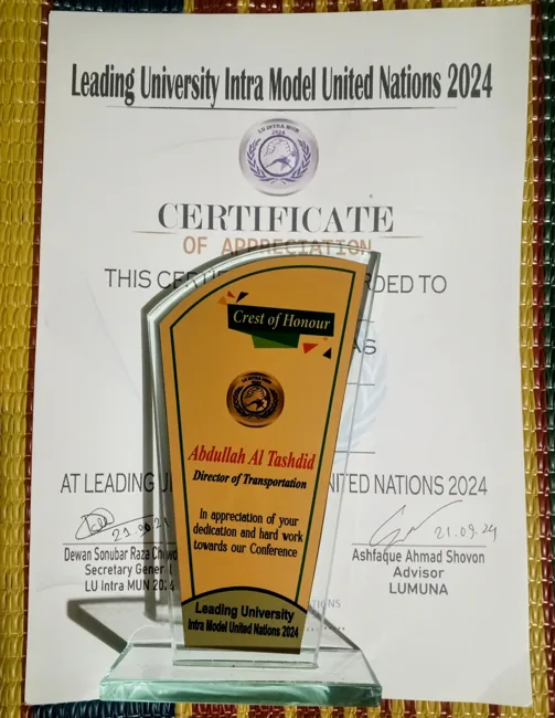 Intra MUN 2024 - certificate and crest